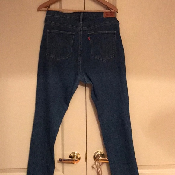 LEVIS SLIMMING SKINNY JEANS - Picture 10 of 10